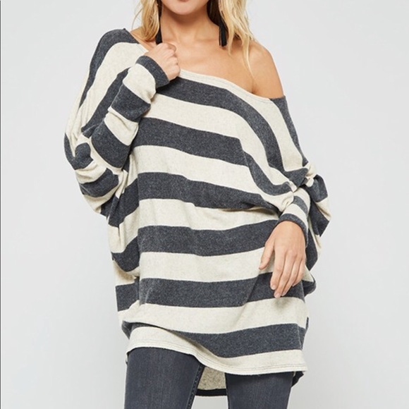 SwankStyles Tops - LAST 1❤️Charcoal & Oatmeal Dolman Top